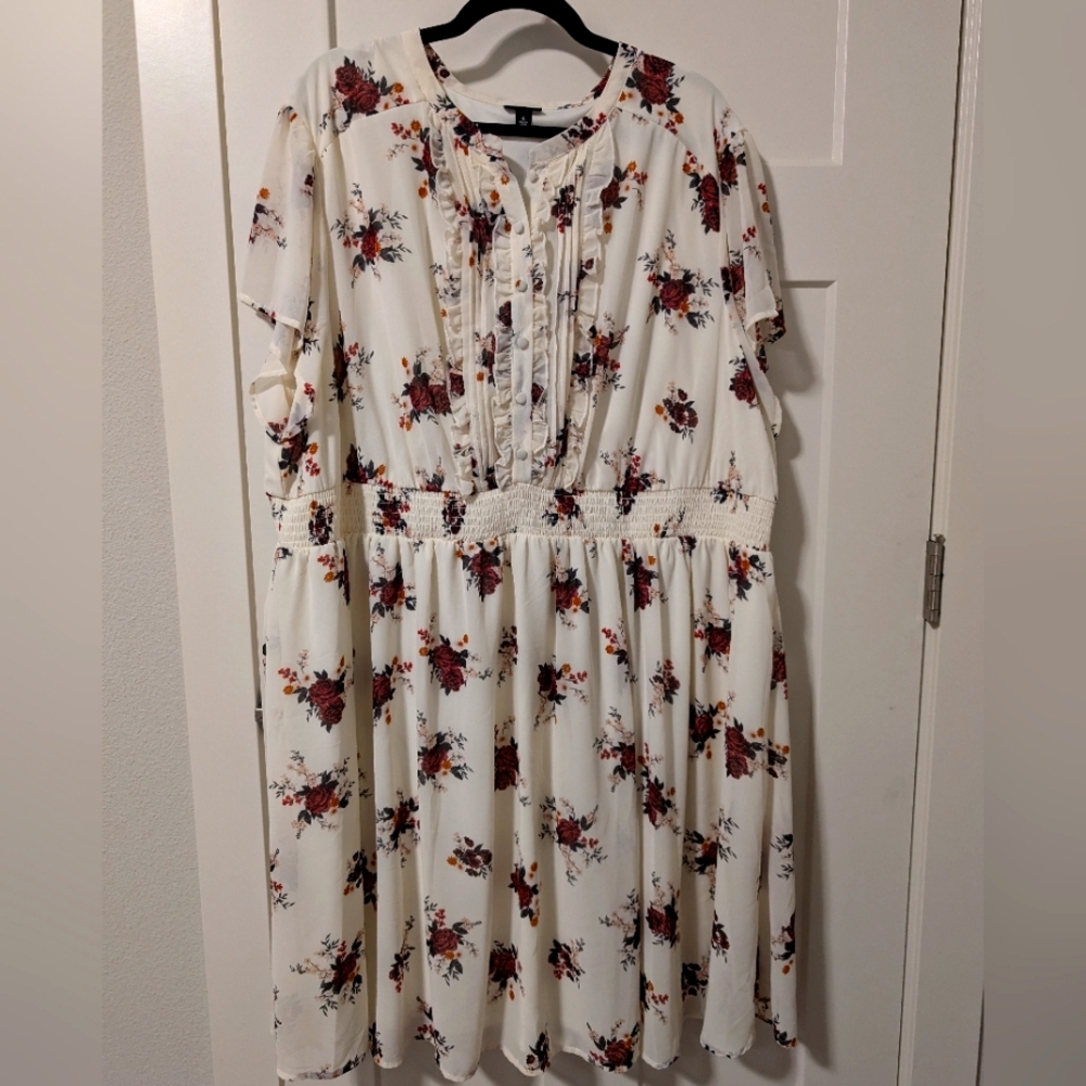Torrid 4x floral chiffon dress with ruffles and pockets
